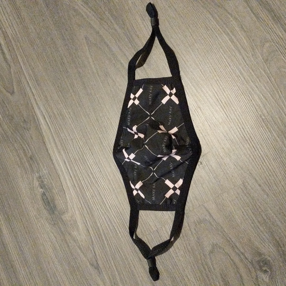 Brand new Mary Kay face mask